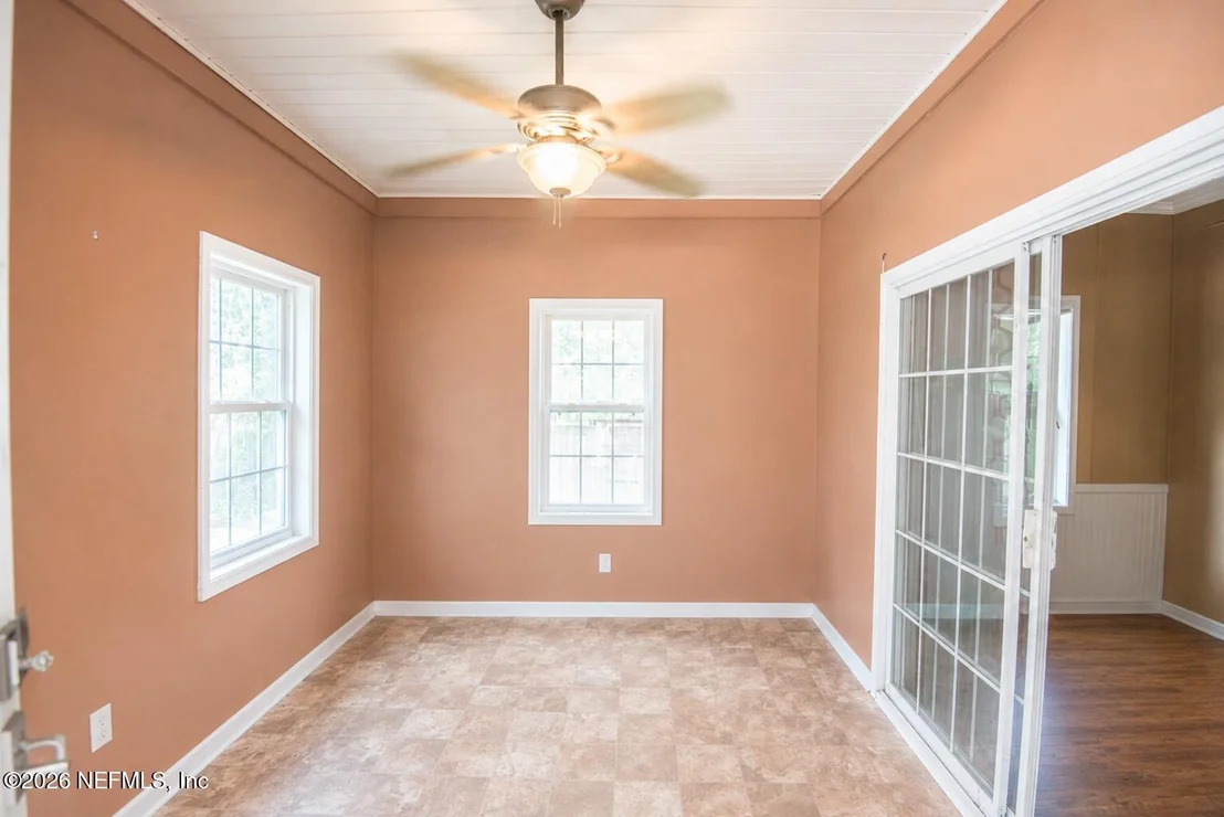 Photo of 123 FOLKLORE Drive