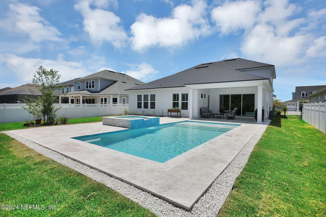 Photo of 193 YORKSHIRE Drive