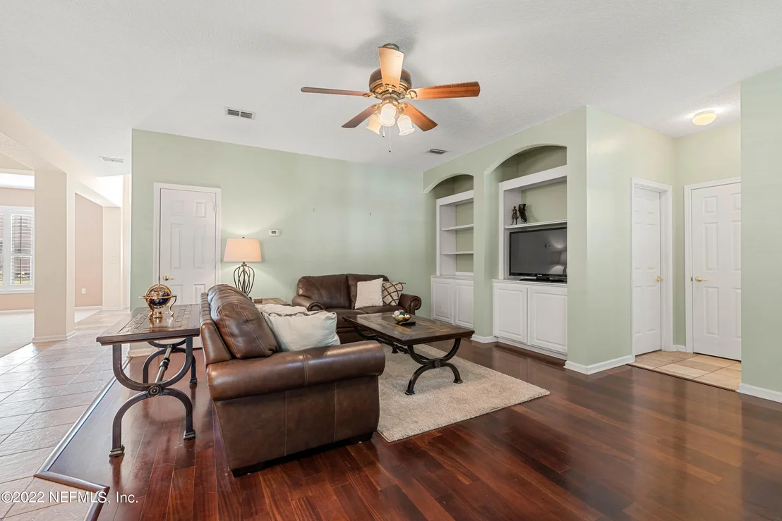 Photo of 680 ACORN CHASE Drive
