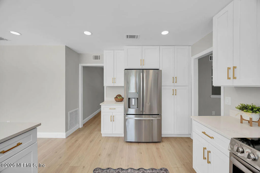 Photo of 2256 FOXWOOD Drive