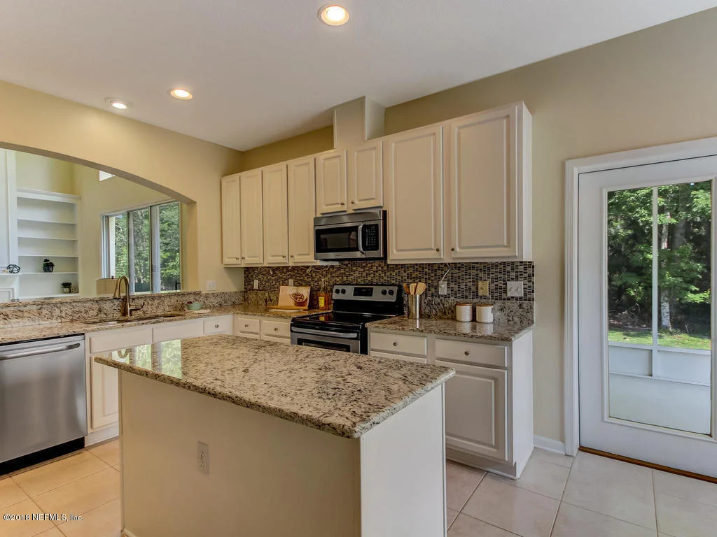 Photo of 8633 ETHANS GLEN Terrace
