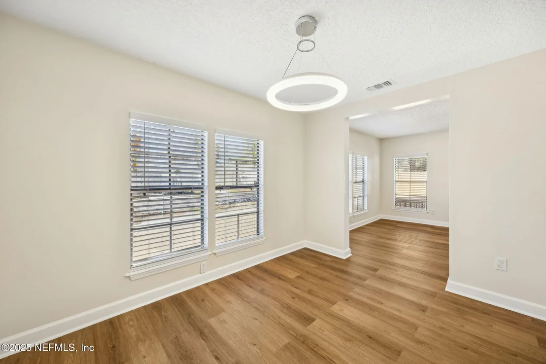 Photo of 7611 MCCOWAN Drive