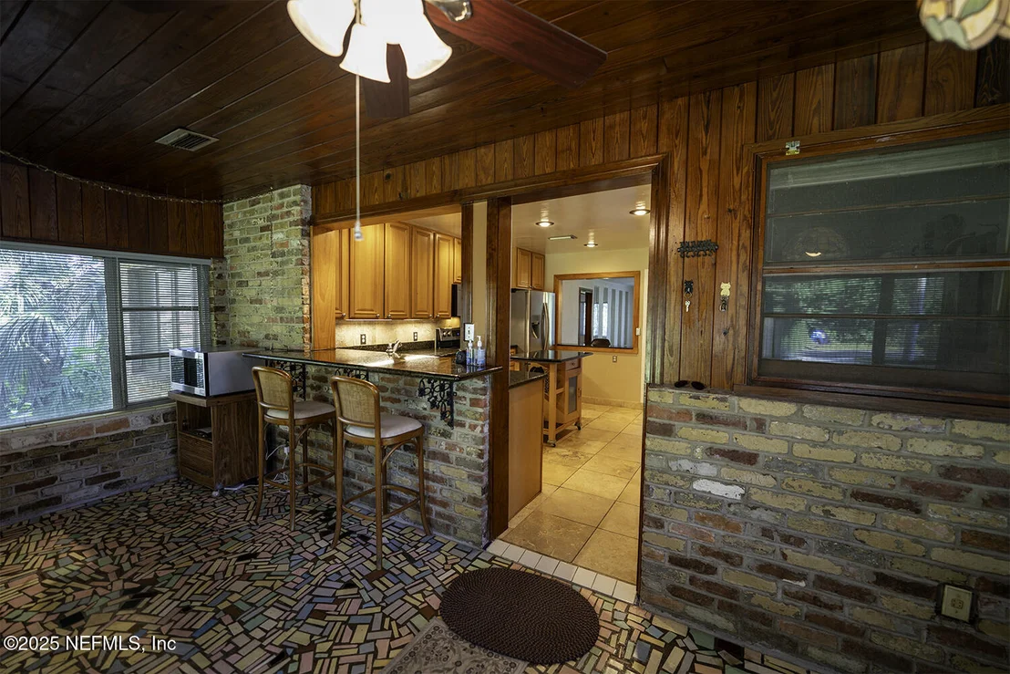 Photo of 5527 HYDE PARK Circle