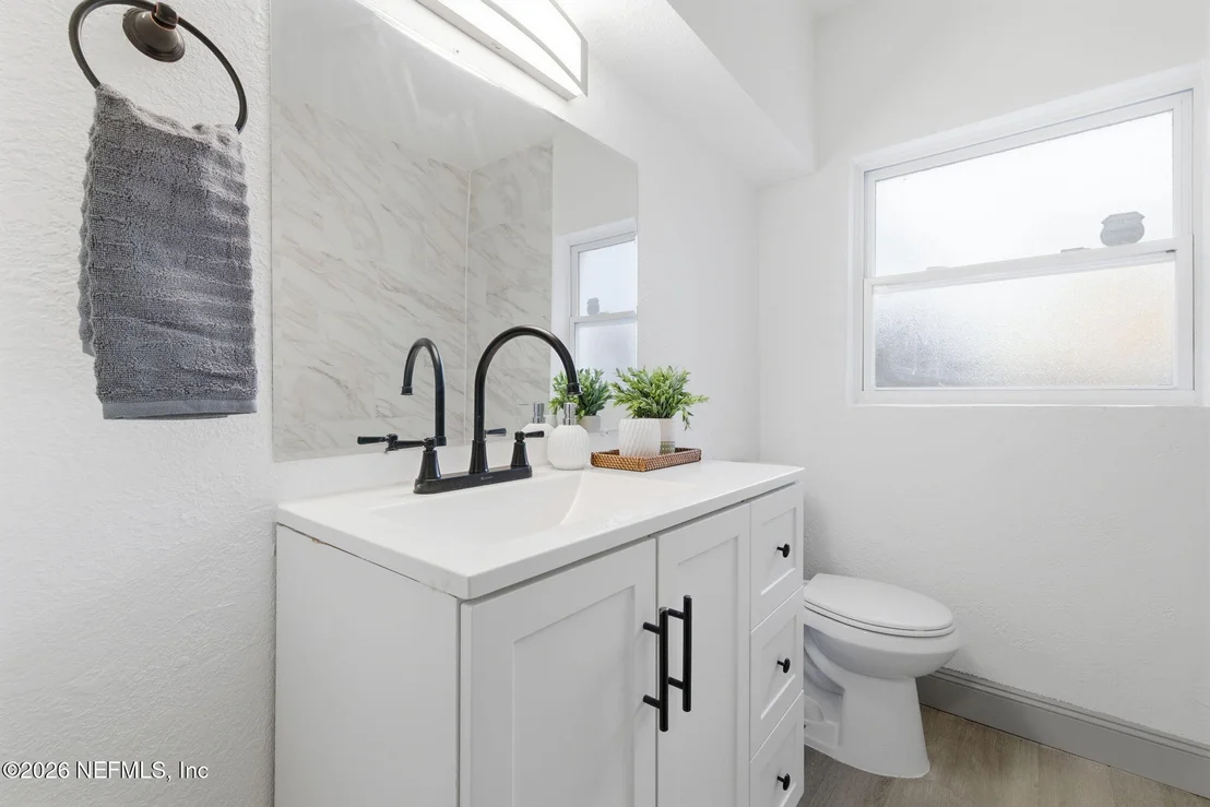 Photo of 202 AZALEA Circle