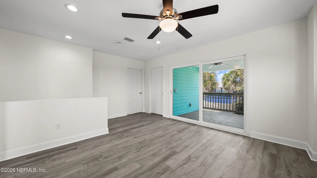 Photo of 80 SEASIDE CAPERS Road