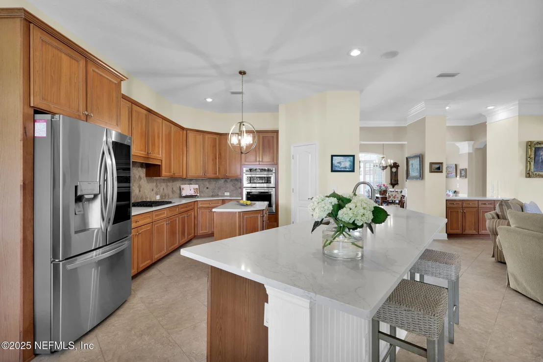 Photo of 159 LA MESA Drive