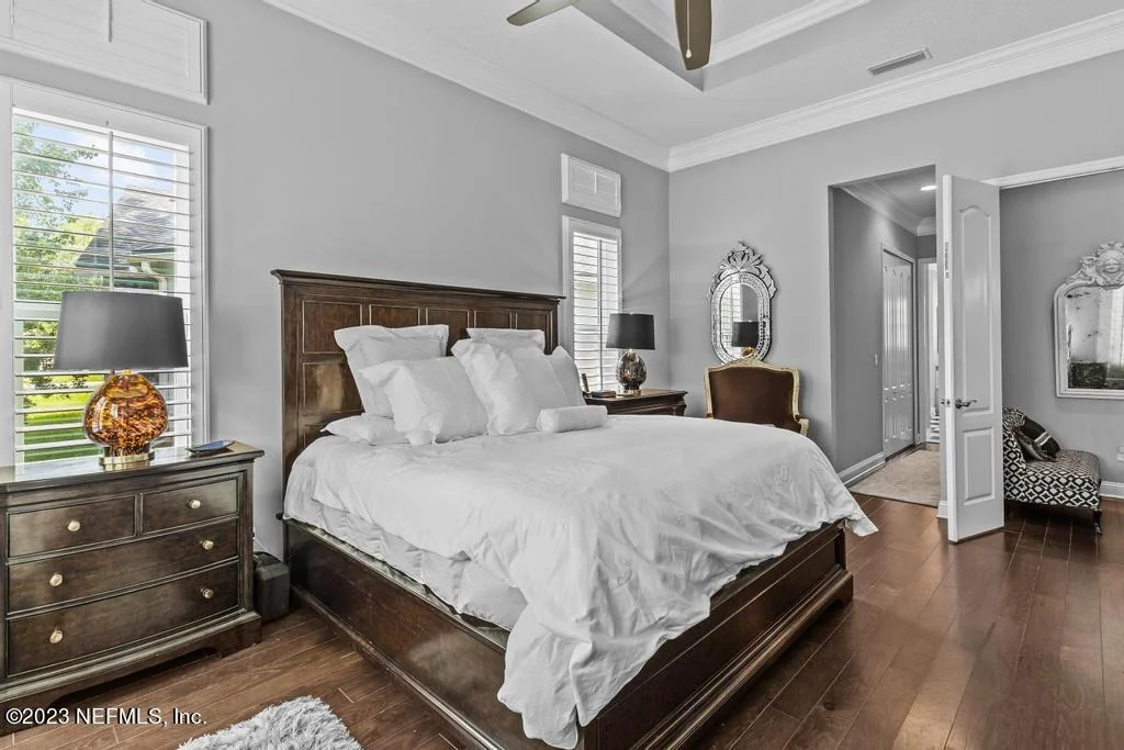Photo of 1604 SUGAR LOAF Lane