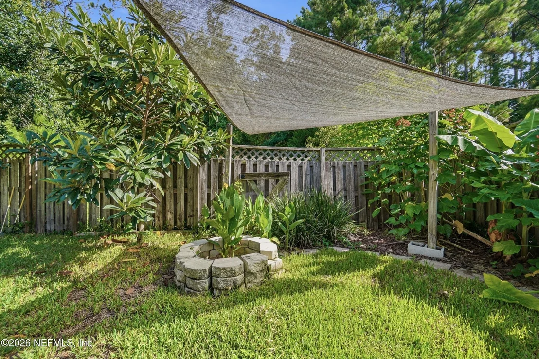 Photo of 324 SILVER GLEN Avenue