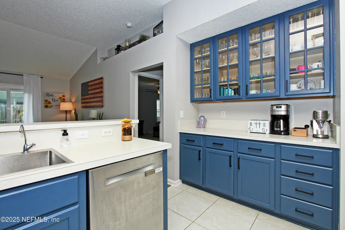 Photo of 14603 BERRINGER Lane