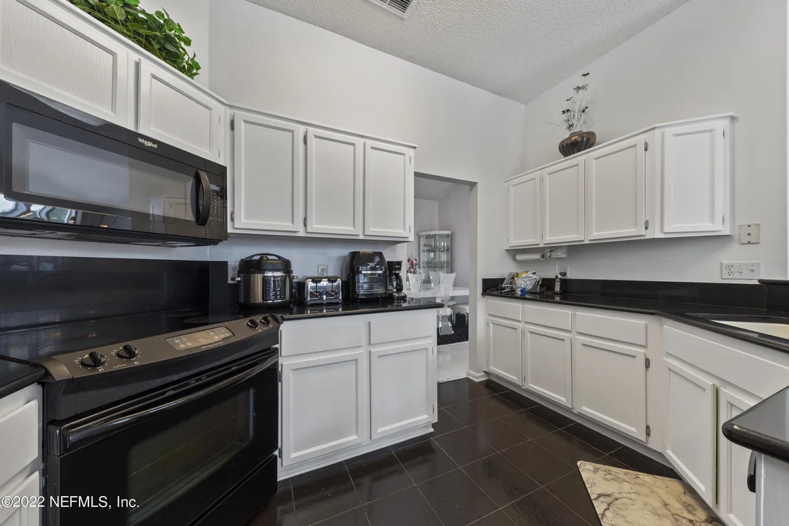 Photo of 4545 SADDLEHORN Trail