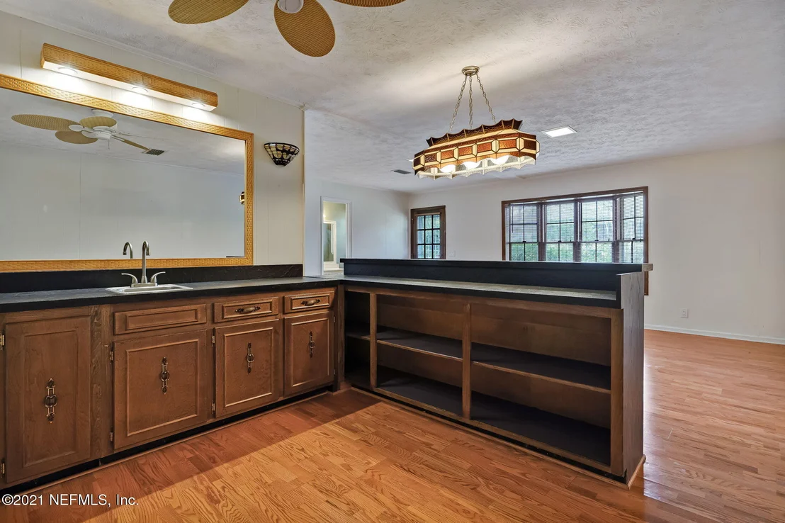 Photo of 11432 RIVER KNOLL Drive