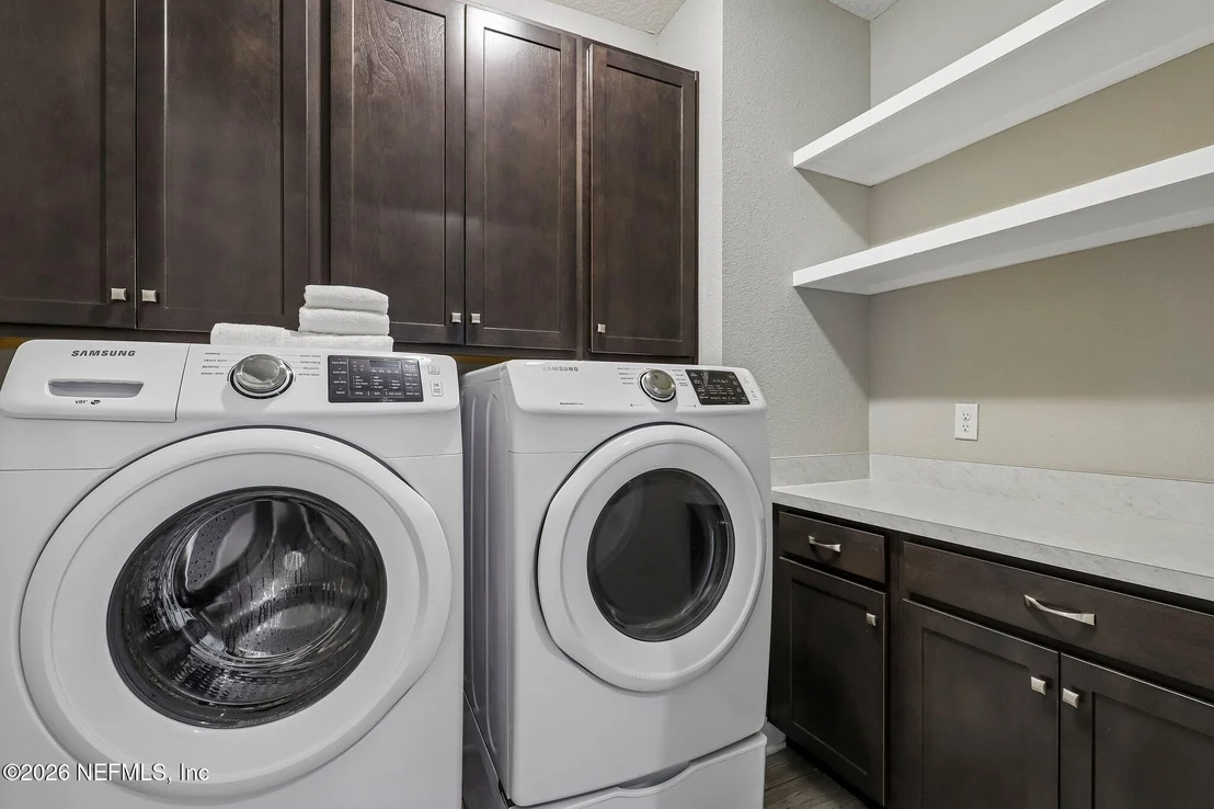 Photo of 114 GLENNEYRE Circle
