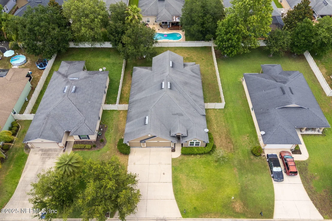 Photo of 812 WARDS CREEK Lane