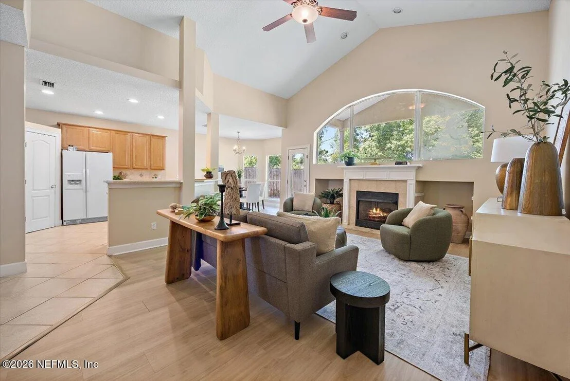Photo of 13725 WEEPING WILLOW Way