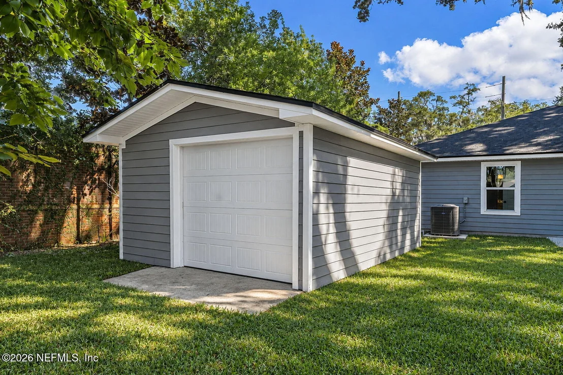 Photo of 1634 VALENCIA Drive