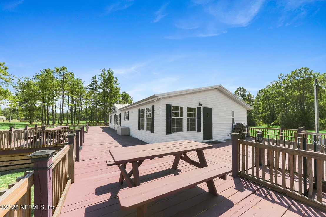 Photo of 241826 COUNTY ROAD 121