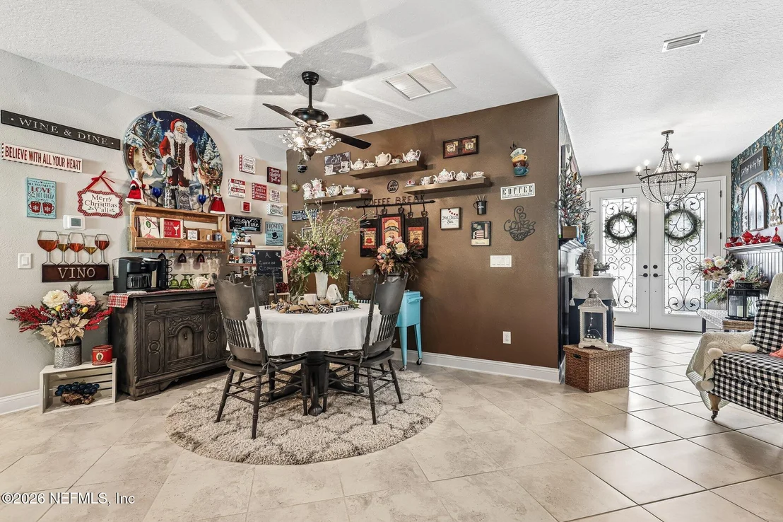 Photo of 910 LAUREL VALLEY Drive
