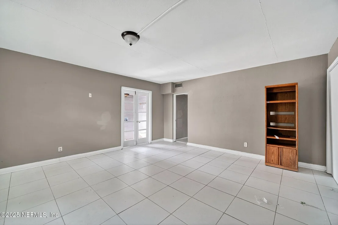 Photo of 10336 AGAVE Road