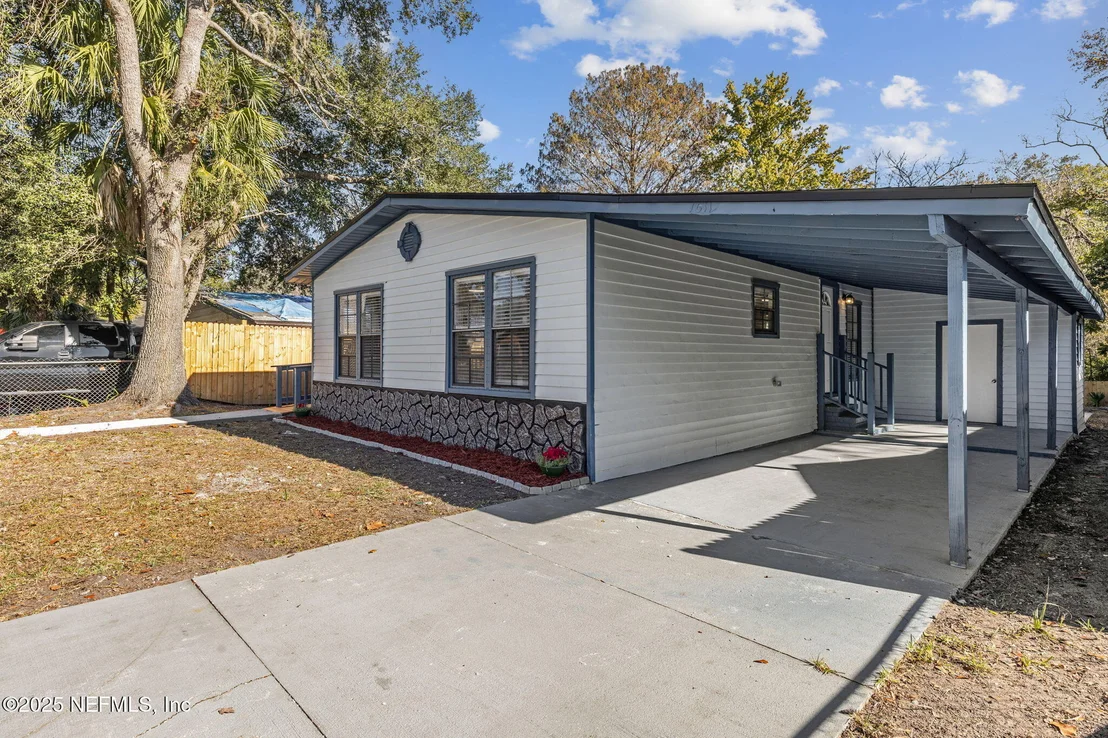 Photo of 7611 MCCOWAN Drive