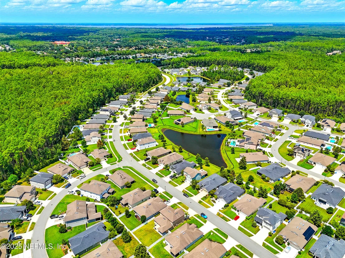 Photo of 329 SHETLAND Drive