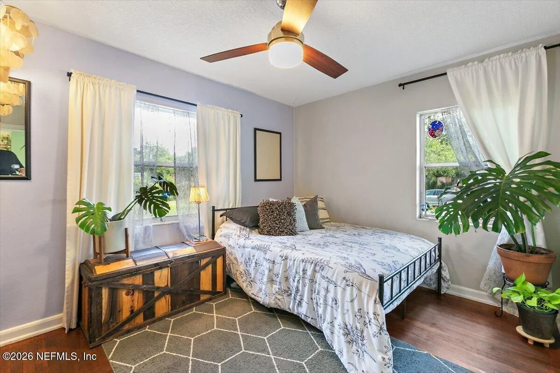 Photo of 3633 RENDALE Drive N