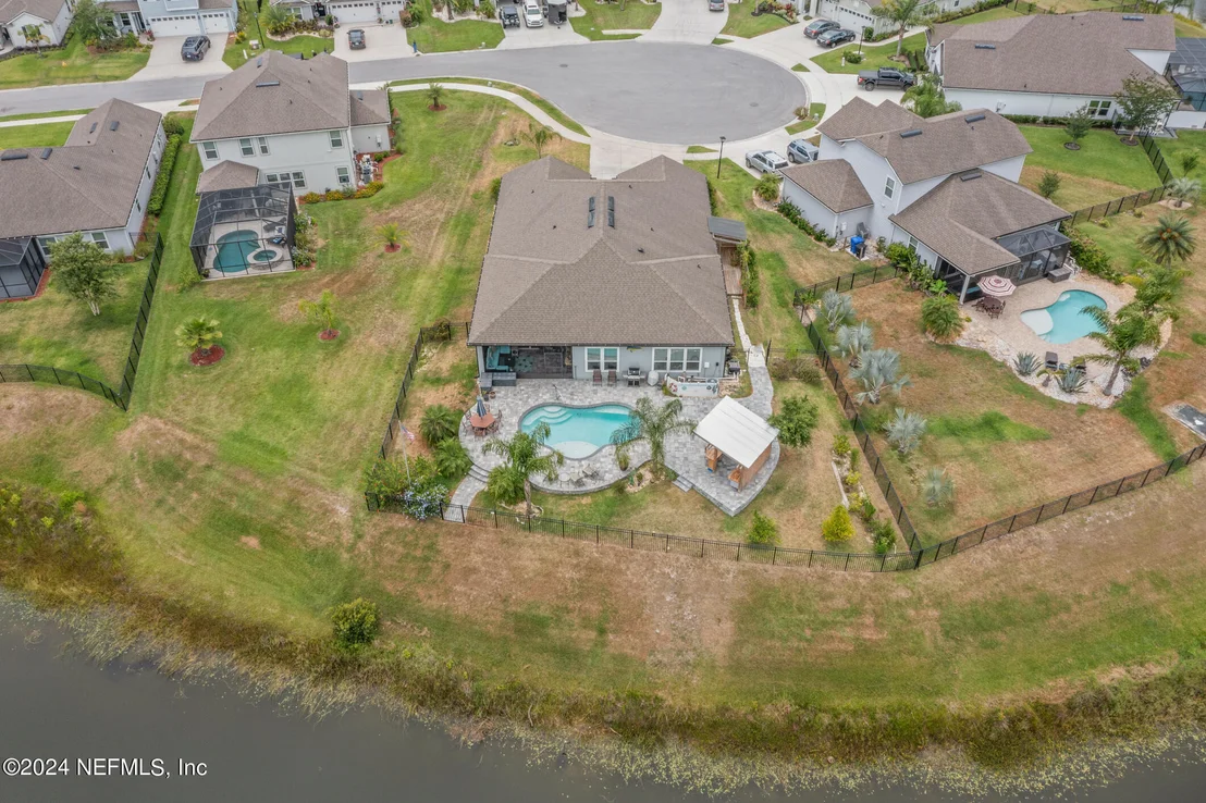 Photo of 362 CEDARSTONE Way