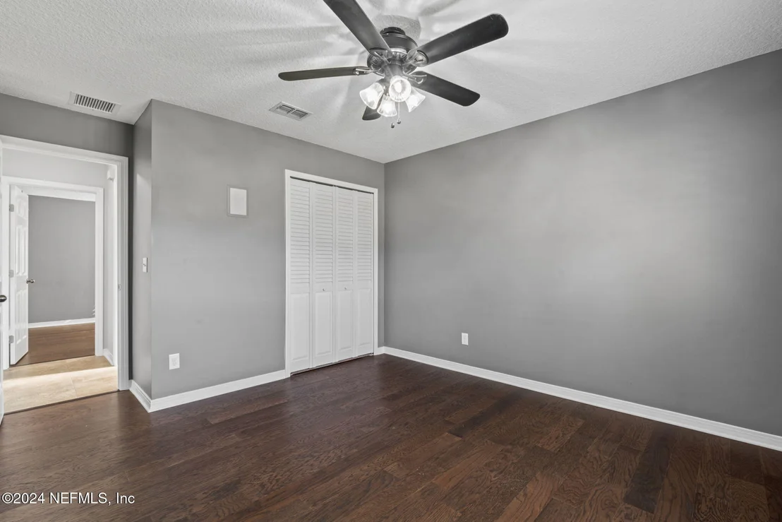 Photo of 44017 GREEN MEADOWS Lane