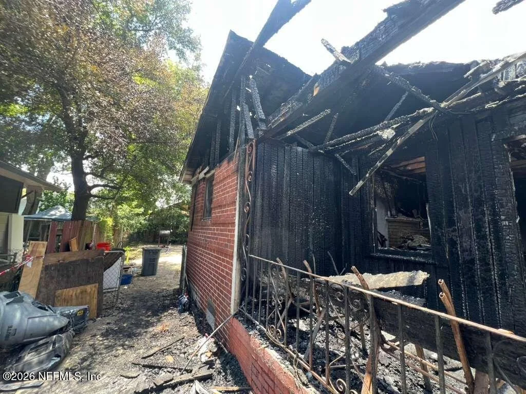 Photo of 6610 SUNSET Drive