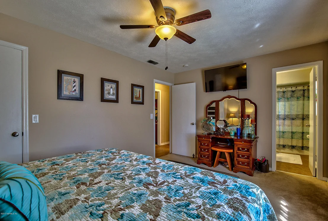 Photo of 10679 HAMPTON Road