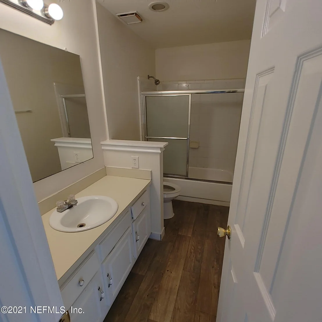 Photo of 10945 READING Road