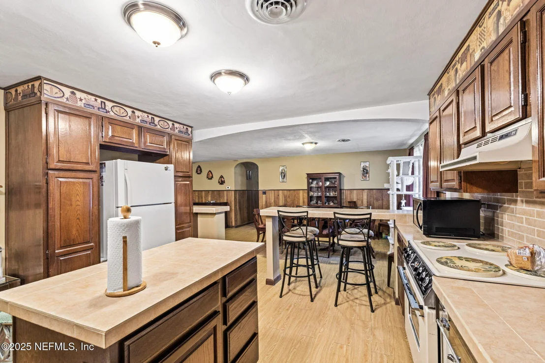 Photo of Unit C at 5705 COUNTY ROAD 208