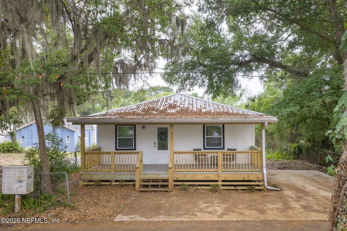 Photo of 627 CATHEDRAL Place