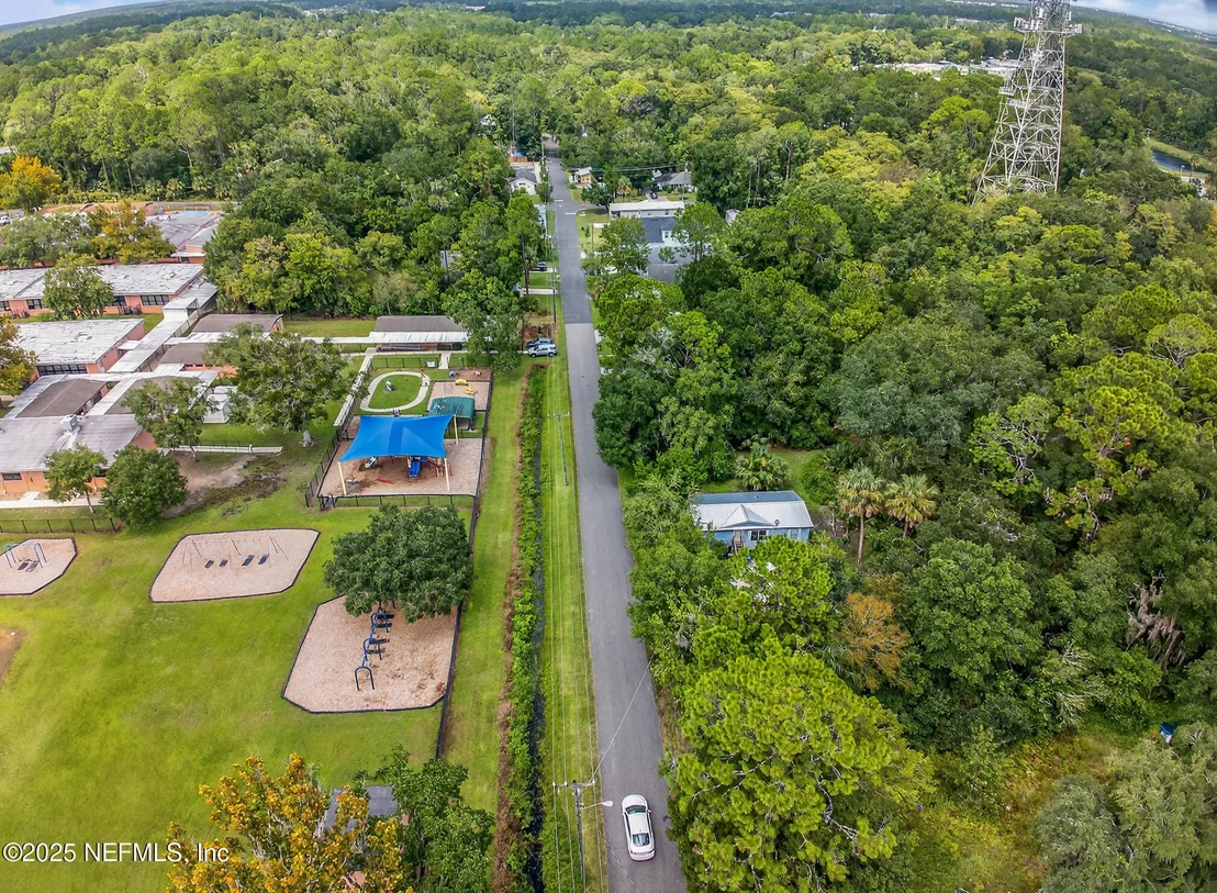 Photo of 933 JOHN Street
