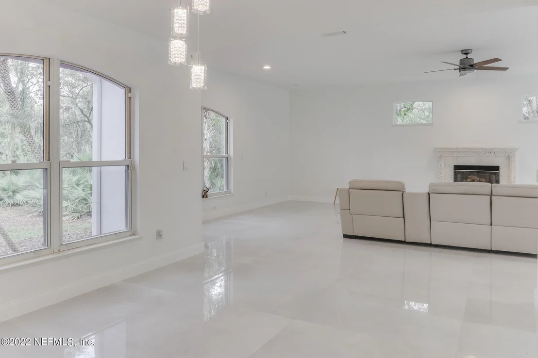 Photo of 4390 LIGUSTRUM Drive