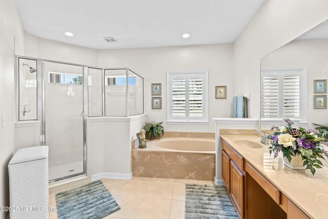 Photo of 9662 RED SQUIRREL Lane