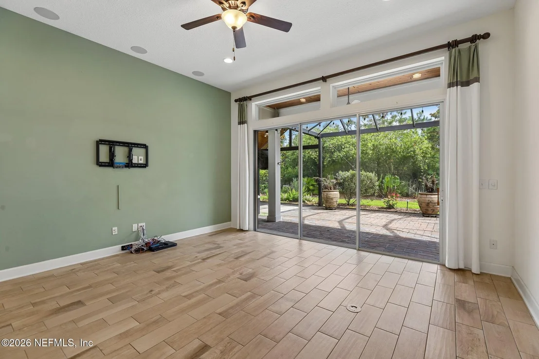 Photo of 122 PINE MANOR Drive