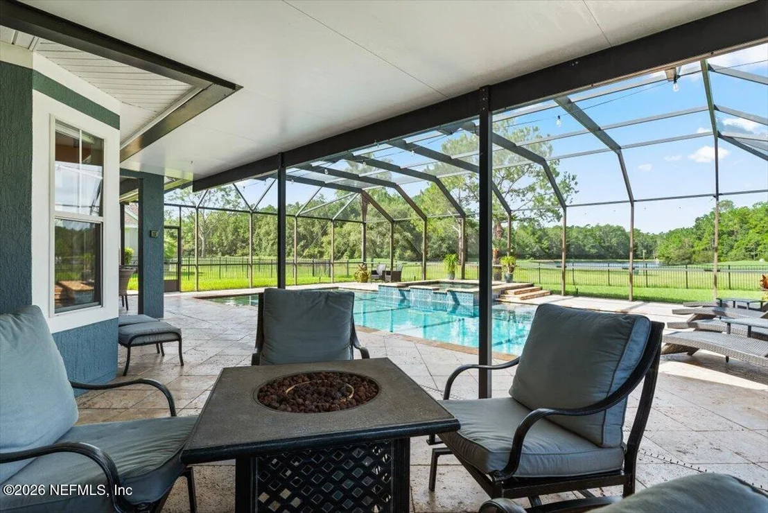 Photo of 817 EAGLE POINT Drive