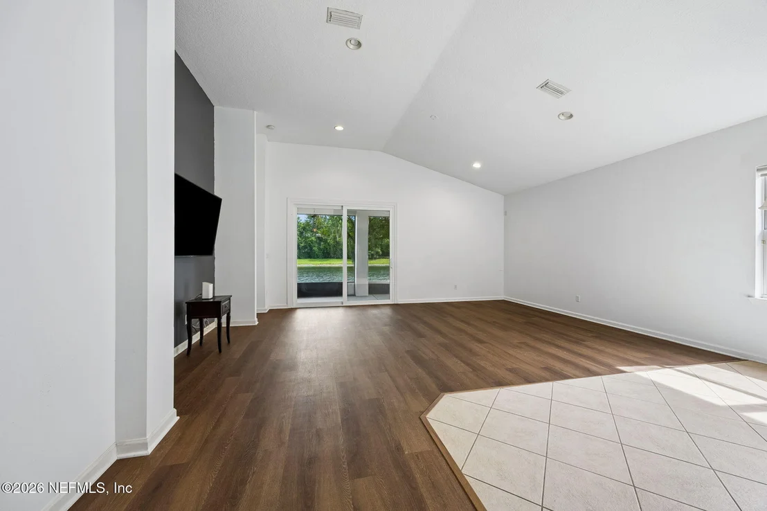 Photo of 5907 WIND CAVE Lane