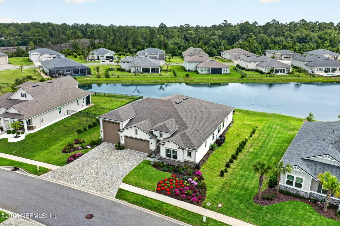 Photo of 85491 FALL RIVER Parkway