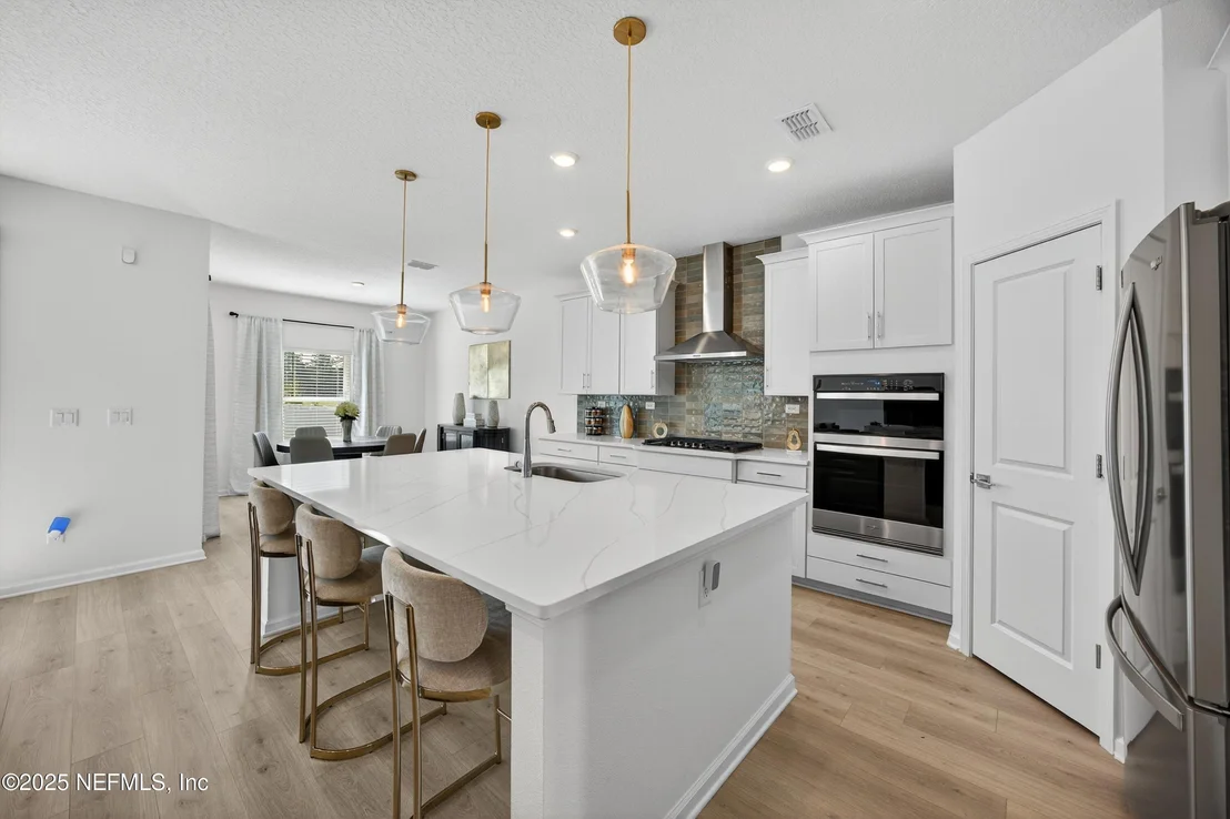 Photo of 2113 FEATHEREDGE Way