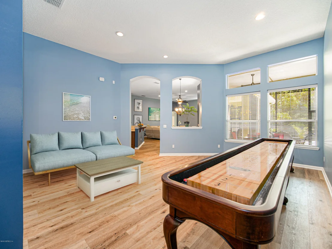 Photo of 14338 BIG SPRING Street