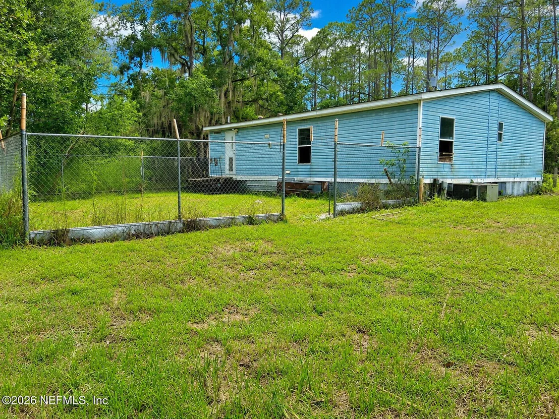 Photo of 106 LAKE SHORE Road