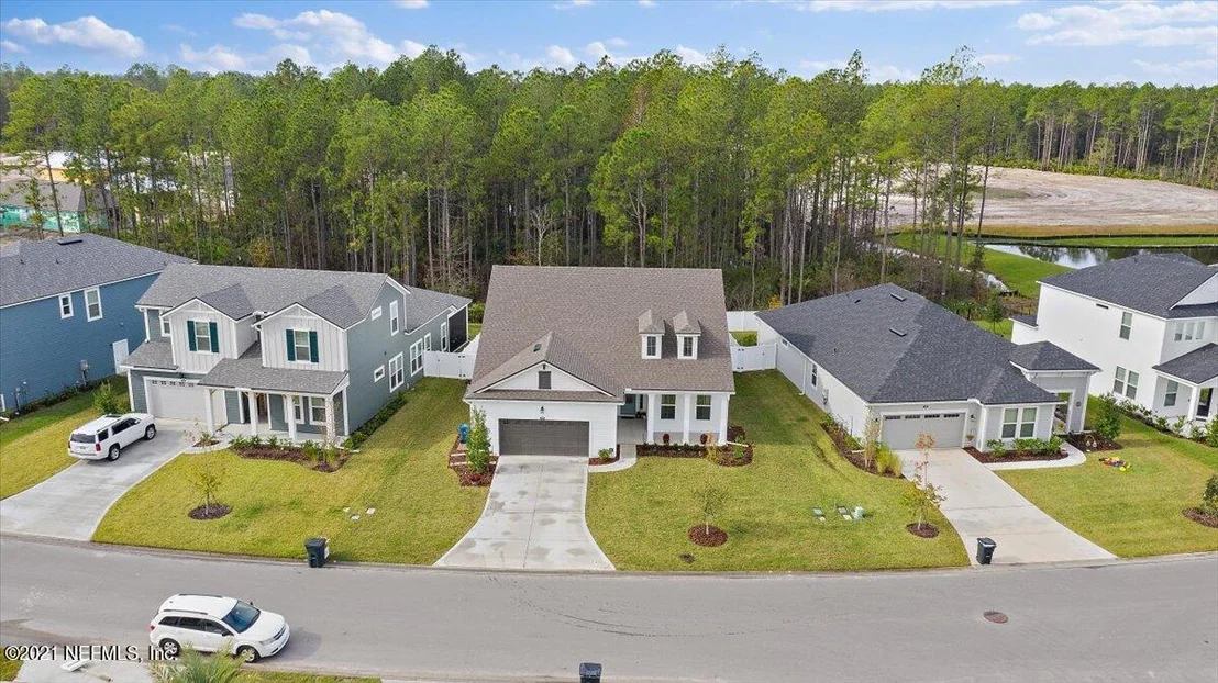 Photo of 105 OAK SHADOW Place
