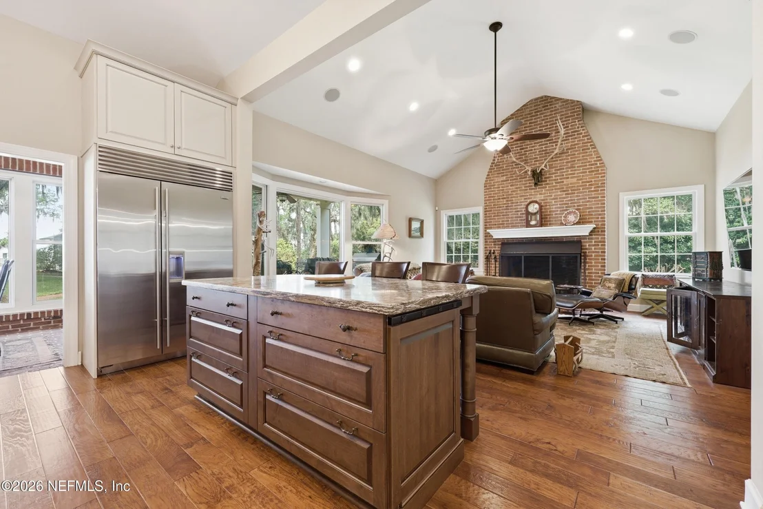 Photo of 13200 MANDARIN Road