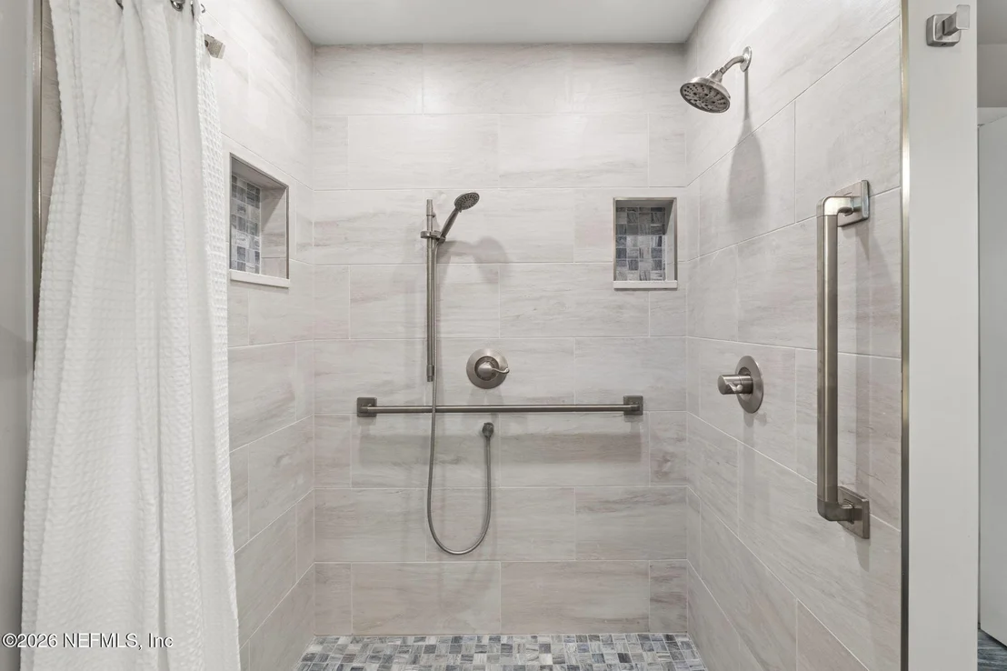 Photo of 62 WILLOW Drive