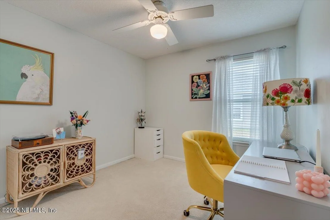 Photo of 184 SOUTHLAKE Drive