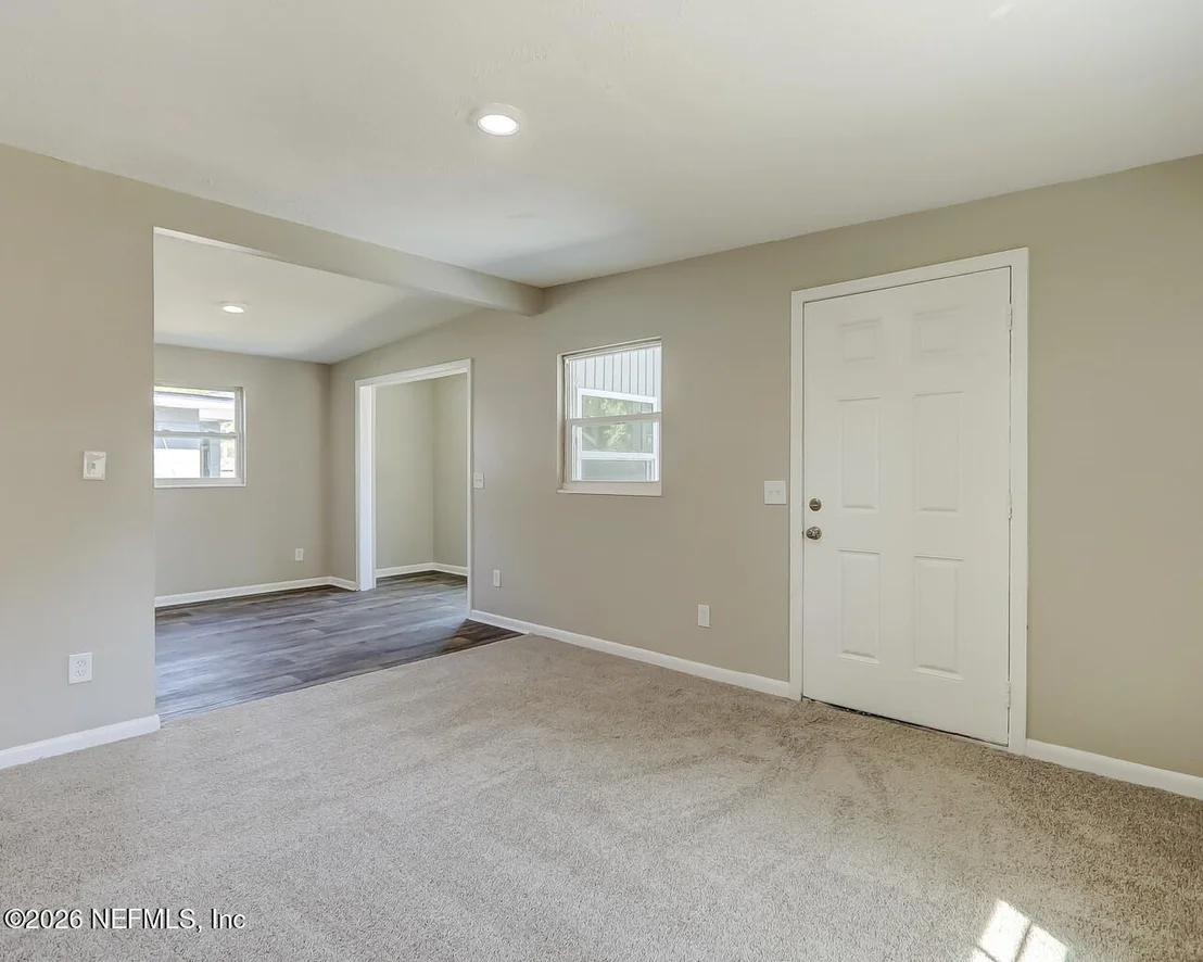 Photo of 2108 YULEE Street