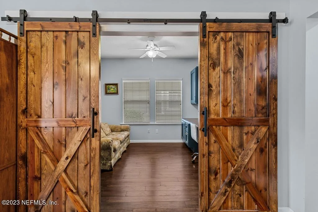 Photo of 1056 MEADOW VIEW Lane