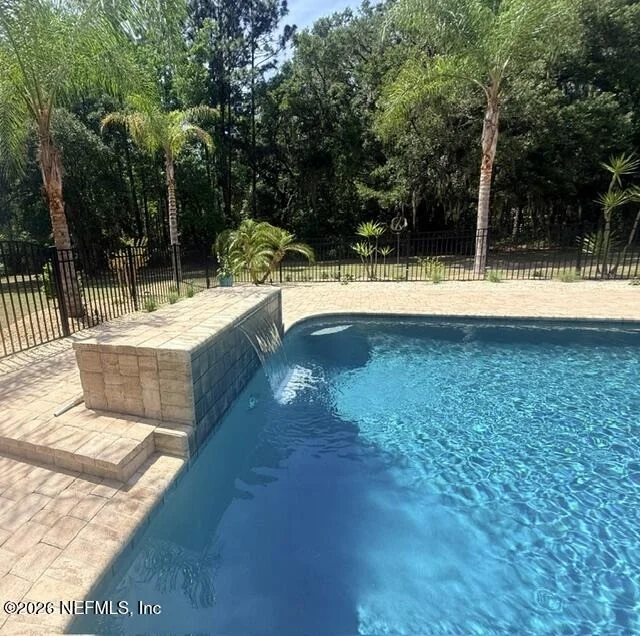 Photo of 1030 BERNATH Road