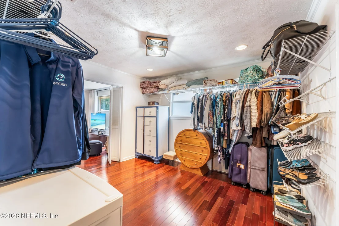 Photo of 7307 MAPLE TREE Drive